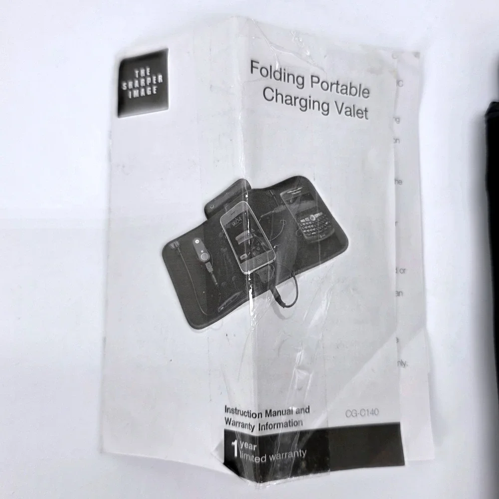 Sharper Image Folding Portable Charging Valet CG-C140 Black Travel‎ Kit AC DC